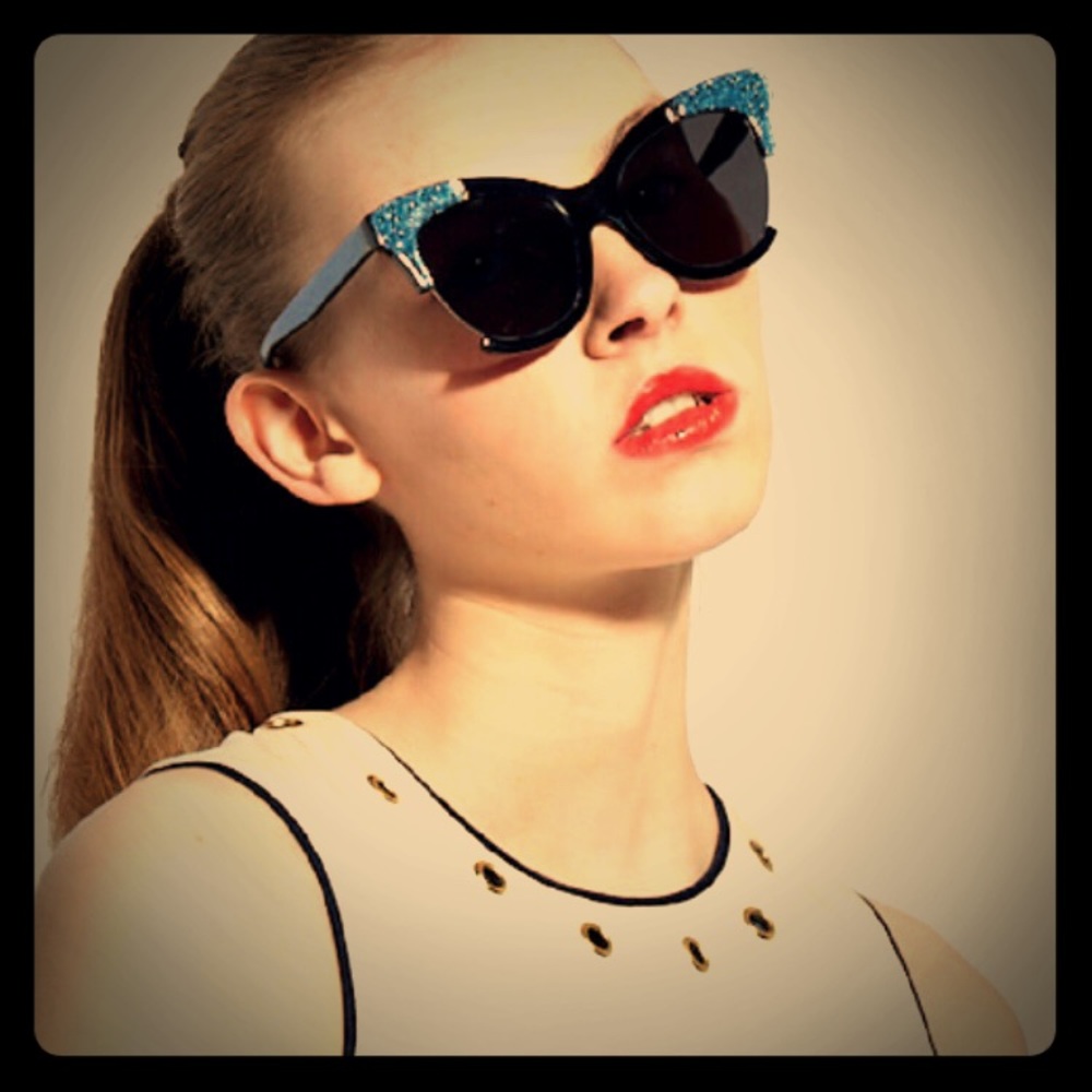 Vow Blaize Sunglasses